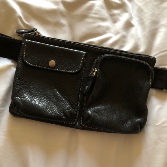 Roots Handbags - Roots Leather Village Pack